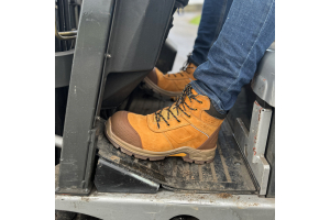 Product Review: The new JCB Fastrac Safety Boots - A Step-Change in Protective Footwear from JCB Workwear